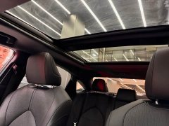 Toyota Avalon Hybrid 2.5L XLE Premium - photo 10