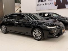 Toyota Avalon Hybrid 2.5L XLE Premium - photo 3
