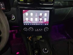 Lynk & Co 03 2.0T Automatic Wind Control Edition - ფოტო 9