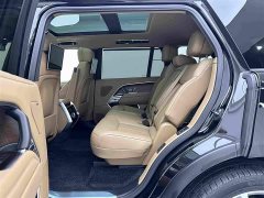 Land Rover Range Rover 3.0 L6 400PS Extended Wheelbase 7-Seater - ფოტო 18