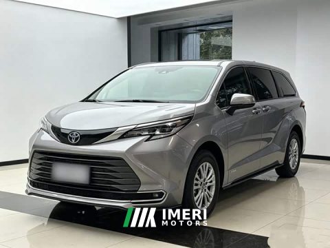 2022 Toyota Sienna 2.5L Hybrid Premium Edition - автомобиль из Китая