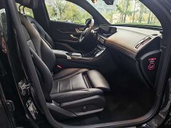 Mercedes-Benz EQC 400 4MATIC - photo 11