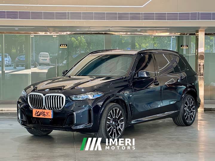 BMW X5 xDrive 40Li M Sport Midnight Edition