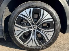 Mercedes-Benz EQE SUV 500 4MATIC Luxury - ფოტო 16