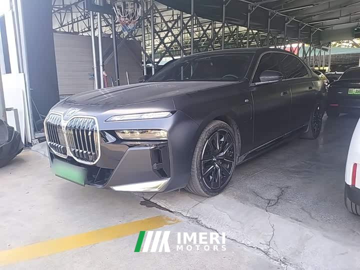 BMW i7 eDrive50L M Sport Luxury Package - car from China