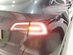 Tesla Model Y Rear-Wheel Drive - photo 7