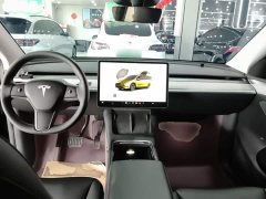 Tesla Model Y Rear-Wheel Drive - photo 9