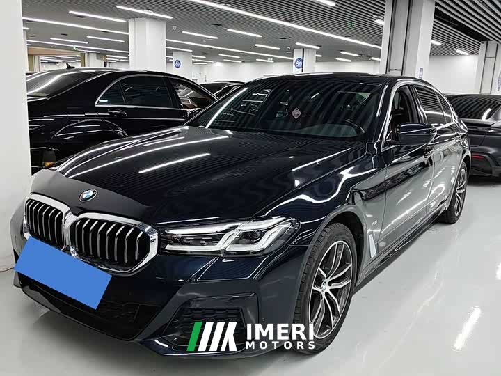BMW 5 Series Facelift 525Li M Sport Package - автомобиль из Китая
