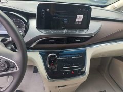 Buick GL8 Land Business Class Smart Edition - ფოტო 12