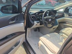 Buick GL8 Land Business Class Smart Edition - ფოტო 15