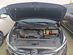 Buick GL8 Land Business Class Smart Edition - ფოტო 19