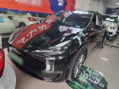 Tesla Model Y Long Range All-Wheel Drive - фото 1