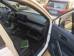 Toyota Frontlander 2.0L Intelligent Hybrid Dual Engine Luxury Edition - ფოტო 17