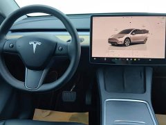 Tesla Model Y Rear-Wheel Drive - фото 12