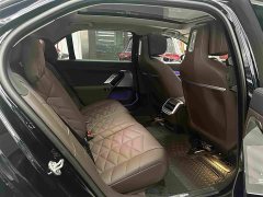 BMW 7 Series 735Li Luxury Package - ფოტო 17