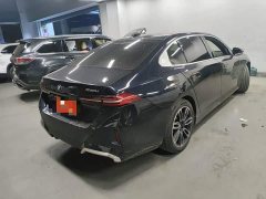 BMW 5 Series 530Li Premier M Sport Package - фото 5