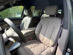 NIO ES8 Six-Seat Executive Luxury Edition - фото 11