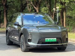NIO ES8 Six-Seat Executive Luxury Edition - фото 2