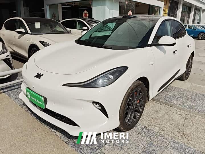 IM Motors Zhiji LS6 Lingxi Intelligent Driving Edition