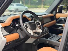 Land Rover Defender 110 P400 Dark Edition - photo 13