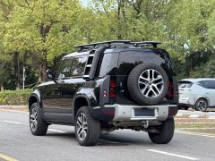 Land Rover Defender 110 P400 Dark Edition - photo 4