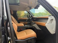Land Rover Defender 110 P400 Dark Edition - photo 7