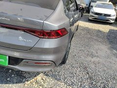 BYD Qin PLUS Glory Edition DM-i 55KM Leading - ფოტო 7