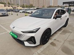 Changan UNI-V 1.5T Premium - фото 1