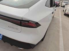 Changan UNI-V 1.5T Premium - фото 7