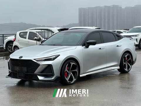 2023 Changan UNI-V 1.5T Sport Edition - автомобиль из Китая