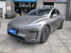 Tesla Model Y Rear-Wheel Drive Launch Edition - ფოტო 1