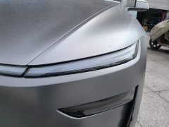 Tesla Model Y Rear-Wheel Drive Launch Edition - ფოტო 5