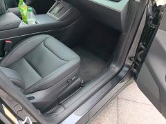 Tesla Model Y Rear-Wheel Drive Launch Edition - ფოტო 7
