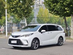 Toyota Grevias 2.5L Hybrid Premium Plus Edition - ფოტო 1