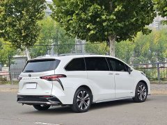 Toyota Grevias 2.5L Hybrid Premium Plus Edition - ფოტო 14