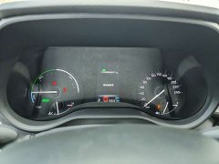 Toyota Grevias 2.5L Hybrid Premium Plus Edition - ფოტო 16