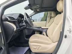 Toyota Grevias 2.5L Hybrid Premium Plus Edition - ფოტო 8
