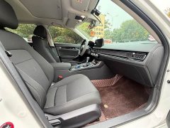 Honda Civic 240TURBO CVT Fuel Dynamic Edition - ფოტო 4