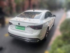 Volkswagen Sagitar 300TSI DSG Excellence Edition - photo 4