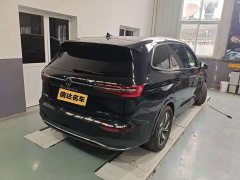 Volkswagen Viloran 380TSI Zunchi Edition - photo 9