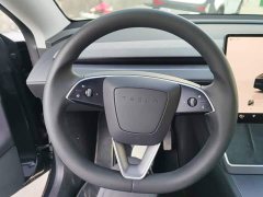 Tesla Model Y Rear-Wheel Drive Launch Edition - photo 15