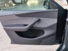 Tesla Model Y Rear-Wheel Drive Launch Edition - photo 7