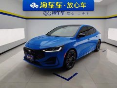 Ford Focus Sedan EcoBoost 180 Automatic ST Line - ფოტო 1