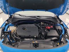 Ford Focus Sedan EcoBoost 180 Automatic ST Line - ფოტო 10