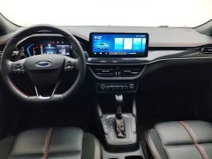 Ford Focus Sedan EcoBoost 180 Automatic ST Line - ფოტო 12