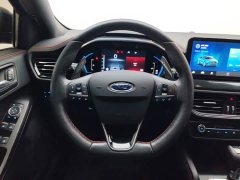 Ford Focus Sedan EcoBoost 180 Automatic ST Line - ფოტო 15