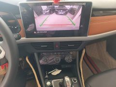 Volkswagen Bora Facelift 200TSI DSG Comfort Navigation Edition - photo 12