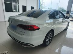 Volkswagen Bora Facelift 200TSI DSG Comfort Navigation Edition - photo 6