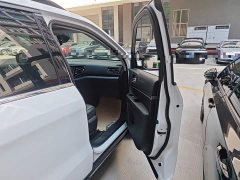 Jeep Grand Commander 2.0T FWD Elite - ფოტო 19