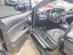 Toyota Camry 2.0G Luxury - фото 15